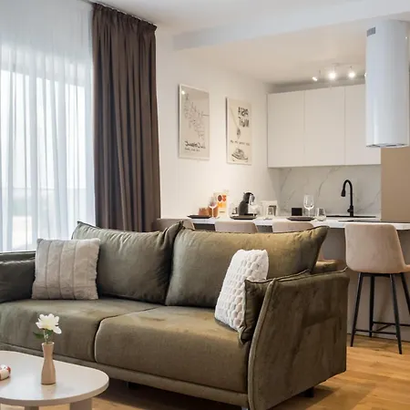 White Face One Cotroceni Entire With Parking, Fast Wifi, Balcony And Self Checkin *