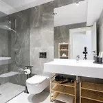 White Face One Cotroceni Entire With Parking, Fast Wifi, Balcony And Self Checkin