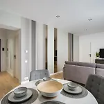 Apartman White Face One Cotroceni Entire With Parking, Fast Wifi, Balcony And Self Checkin