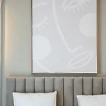 White Face One Cotroceni Entire With Parking, Fast Wifi, Balcony And Self Checkin