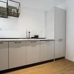 White Face One Cotroceni Entire With Parking, Fast Wifi, Balcony And Self Checkin Apartman *