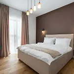Apartman White Face One Cotroceni Entire With Parking, Fast Wifi, Balcony And Self Checkin Bukarest