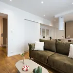 White Face One Cotroceni Entire With Parking, Fast Wifi, Balcony And Self Checkin Apartman