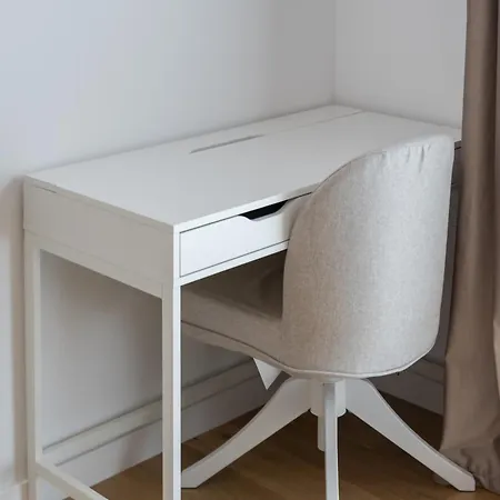 דירה White Face One Cotroceni Entire With Parking, Fast Wifi, Balcony And Self Checkin בוקרשט