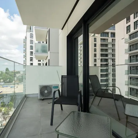 White Face One Cotroceni Entire With Parking, Fast Wifi, Balcony And Self Checkin Апартаменты *