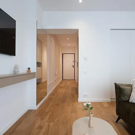 White Face One Cotroceni Entire With Parking, Fast Wifi, Balcony And Self Checkin Apartment Bucharest