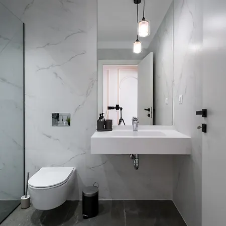 White Face One Cotroceni Entire With Parking, Fast Wifi, Balcony And Self Checkin Апартаменты *