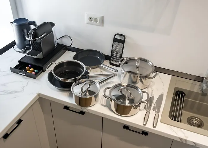 White Face One Cotroceni Entire With Parking, Fast Wifi, Balcony And Self Checkin 公寓