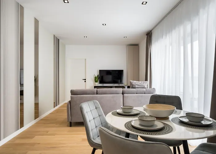 White Face One Cotroceni Entire With Parking, Fast Wifi, Balcony And Self Checkin 公寓 布加勒斯特