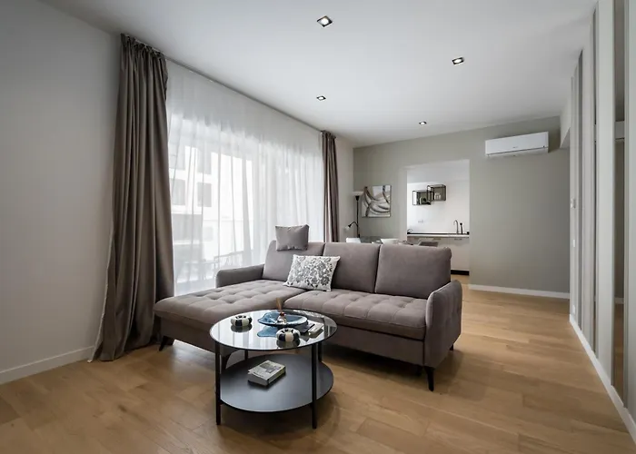 White Face One Cotroceni Entire With Parking, Fast Wifi, Balcony And Self Checkin 公寓 布加勒斯特