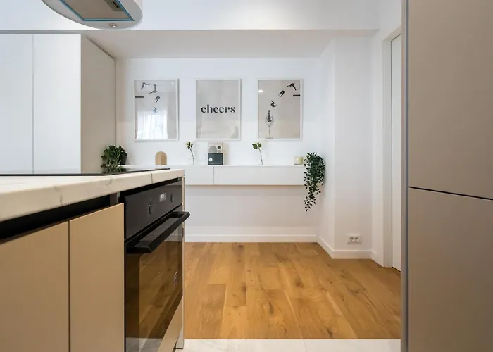 White Face One Cotroceni Entire With Parking, Fast Wifi, Balcony And Self Checkin Apartament *