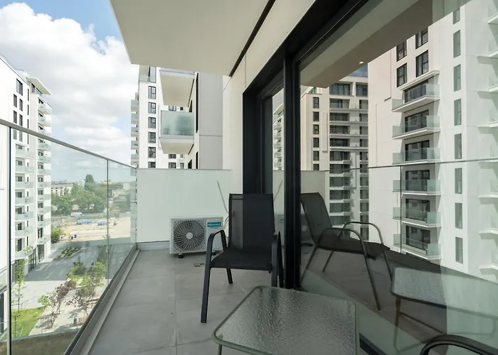 White Face One Cotroceni Entire With Parking, Fast Wifi, Balcony And Self Checkin 公寓 *