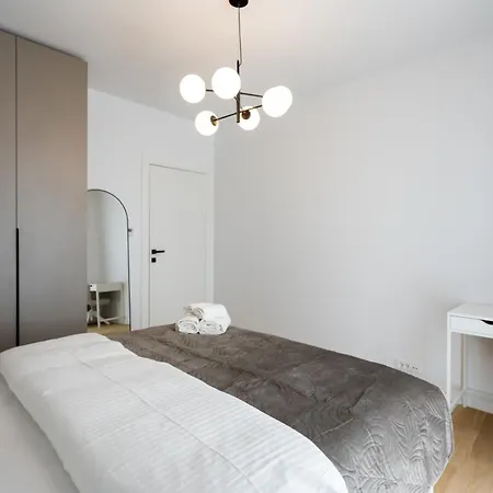 Διαμέρισμα White Face One Cotroceni Entire With Parking, Fast Wifi, Balcony And Self Checkin Βουκουρέστι