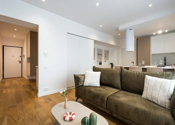 White Face One Cotroceni Entire With Parking, Fast Wifi, Balcony And Self Checkin Διαμέρισμα