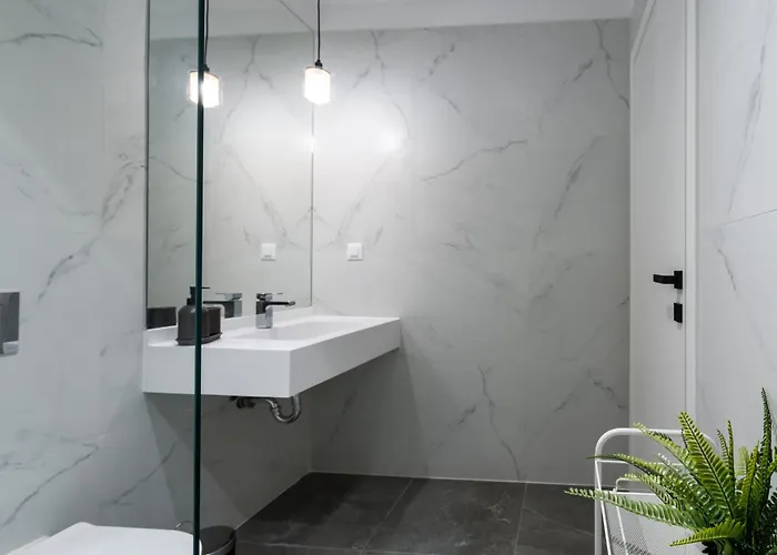 Διαμέρισμα White Face One Cotroceni Entire With Parking, Fast Wifi, Balcony And Self Checkin Βουκουρέστι